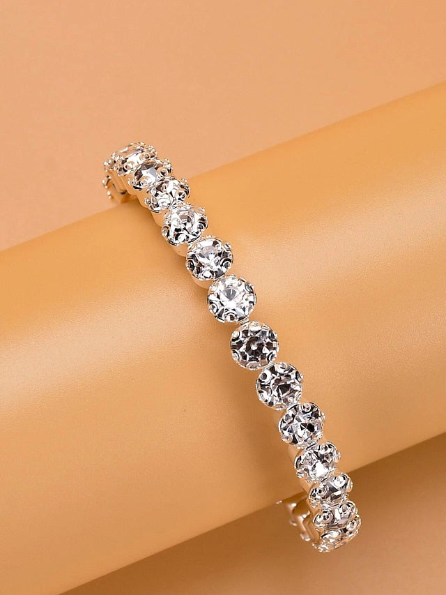 Women's Bracelet Classic Fashion Fashion Personalized Luxury Elegant Plastic Bracelet Jewelry Silver For Wedding Party Evening Gift Date Birthday