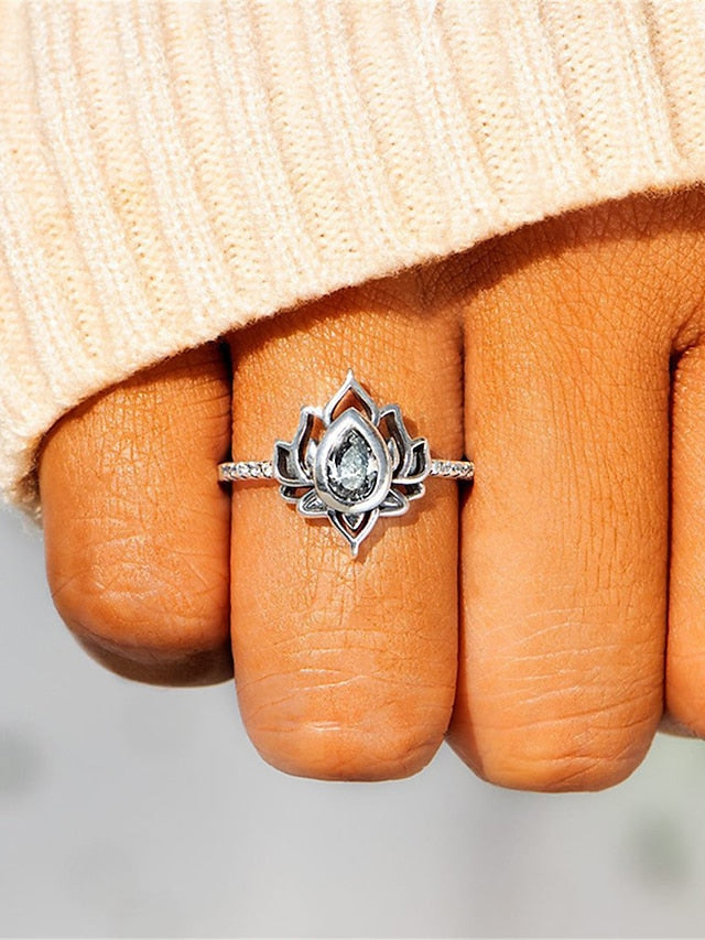 Women's Rings Vintage Date Floral Ring